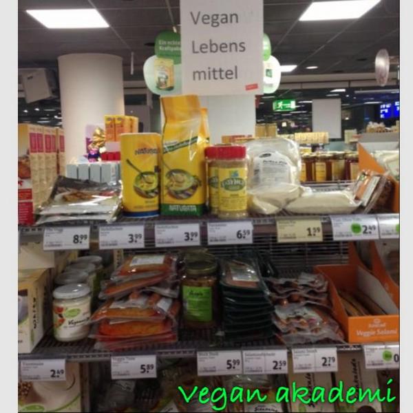 Böyle VEGAN reyonları Türkiye'de de istiyoruz! <a href="/Migros_Turkiye/">Migros Türkiye</a> <a href="/CarrefourSA/">CarrefourSA</a> <a href="/kipatr/">Kipa</a>