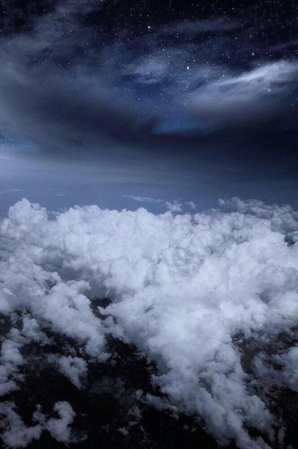 __MHI's tweet photo. سُبحانك ربي ما خلقتَ هذا باطِلا ✨💭 http://t.co/XMzibX8Jh3