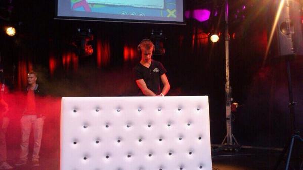 feestdjarvy's tweet photo. http://t.co/iZsnTCNf6t