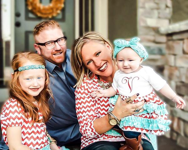 VictoriaRailey's tweet image. Can't believe my Vera Victoria is 6 months old,how did that happen? @rustyrailey #Blessed #Familyof4 #Rusty3Victorias