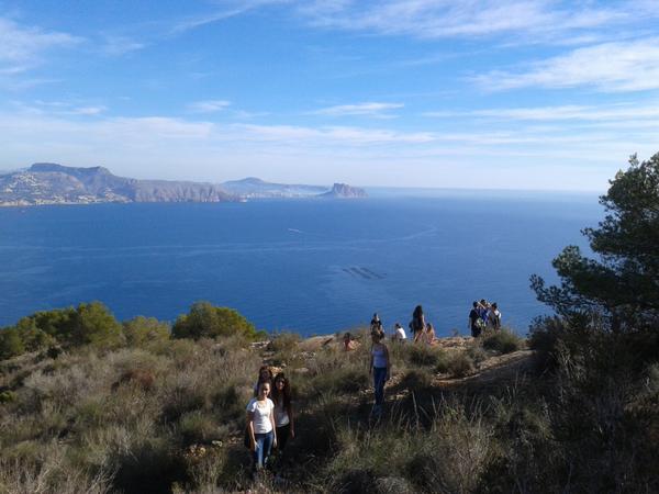 PacoGlez34's tweet photo. ¡Magnífica! la jornada  de los alumn@s de 1 Bach_ IES ALTAIA  Altea. A pie desde Altaia - Antenas de S. Gelada.Un10! http://t.co/Rm4TC7XnWm