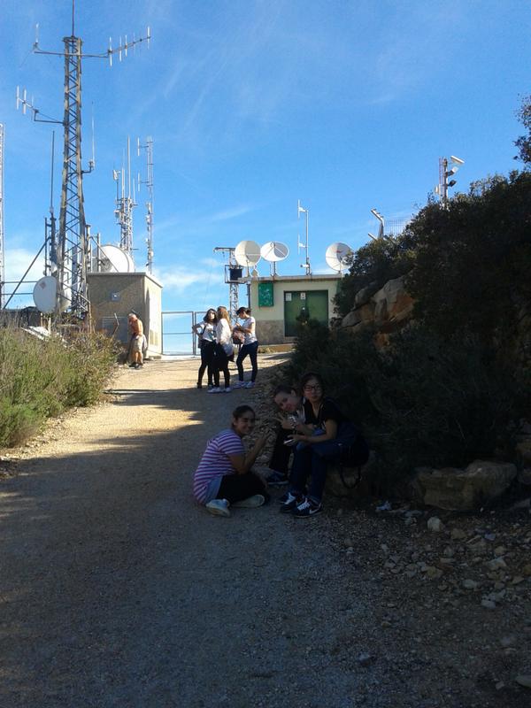 PacoGlez34's tweet photo. ¡Magnífica! la jornada  de los alumn@s de 1 Bach_ IES ALTAIA  Altea. A pie desde Altaia - Antenas de S. Gelada.Un10! http://t.co/Rm4TC7XnWm