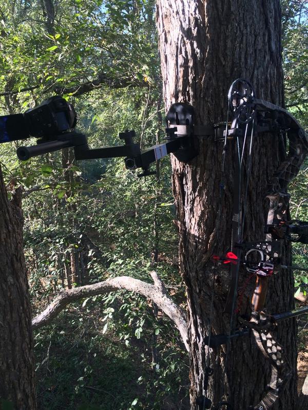 trueshotcoach's tweet photo. Ready, camera, just need action!!!!! #bowhunt #trueshotcoach #dontchokearchery #whitetail http://t.co/MZXsyM6JES