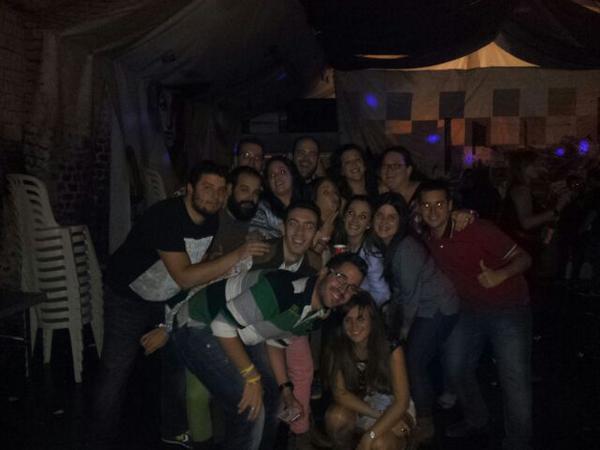 casetacarnavalj's tweet photo. Estamos a tope!! http://t.co/NnB4a7Xe5C
