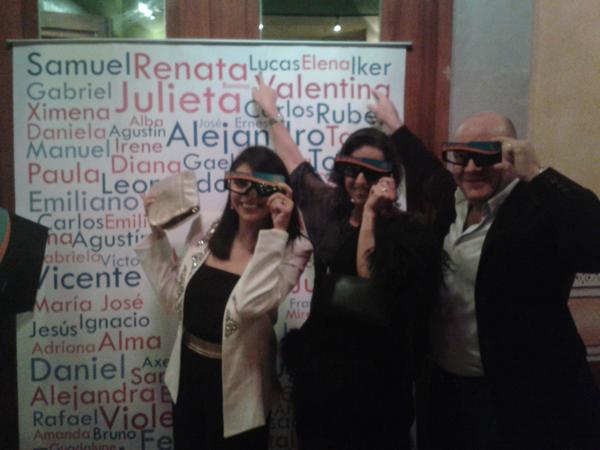 BEAGAC's tweet photo. Lucas y Valentina podrán ver mejor! Gracias @ameade73 y #Sandra. #ViendoJuntos. #AgentesdeCambio http://t.co/l9HdB0Mfzv