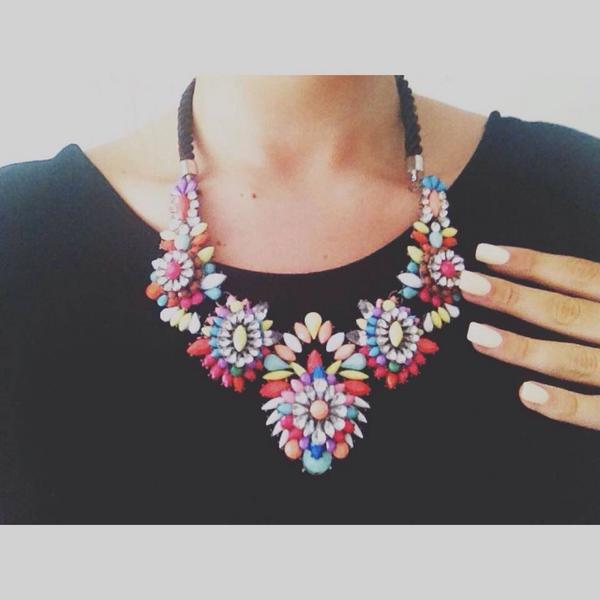 _StyleStatement's tweet image. COMPETITION: LIKE Facebook.com/StyleStatement… to enter to win this beautiful statement necklace!