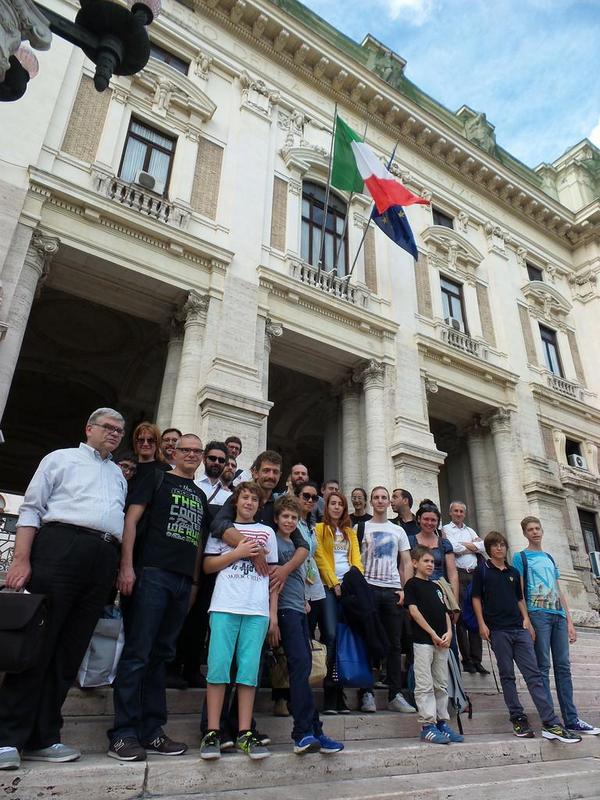 coderdojopd's tweet photo. I #SuperMentor del #CoderMIUR @CoderDojoItalia @tarmelop @CDojoSigillo @coderdojobo @cDojoFossoVE @MiurSocial http://t.co/T4Q6kdhUT9