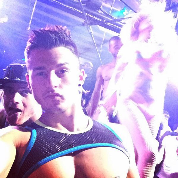 MurraySwanby's tweet photo. @RheaLitre serving at #TouchThursdays last night! Boom! #teamrherray #teammurrhea @MurraySwanby http://t.co/r6Omnkt2Cm