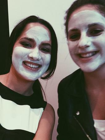 Being silly with the #kissfitt @SammiGoode #silly #HERBALIFESKIN http://t.co/JCMxHM5Jid<a href="/tag/kissfitt"class="tags">#kissfitt</a><a class="tags" target="_blank" title="On Twitter" href="/?out=eyJ0eXAiOiJKV1QiLCJhbGciOiJIUzUxMiJ9.eyJpYXQiOjE3MjI5MDA2NTQsImlzcyI6InR3cG9ybnN0YXJzLmNvbSIsIm5iZiI6MTcyMjkwMDY1NCwiZXhwIjoxNzU0NDM2NjU0LCJyZWRpcmVjdF91cmwiOiJodHRwczovL3R3aXR0ZXIuY29tL1NhbW1pR29vZGUifQ.shfcUOBS1dg1-BBqTFnv6-_tk-pwYRpX0fRP_ecPRW1VS13EInUOEDeloqqeZuayEZBTZ5FLxVewVGW-pwfmfQ">@SammiGoode</a><a href="/tag/silly"class="tags">#silly</a><a href="/tag/herbalifeskin"class="tags"><span>#herbalifeskin</span></a>