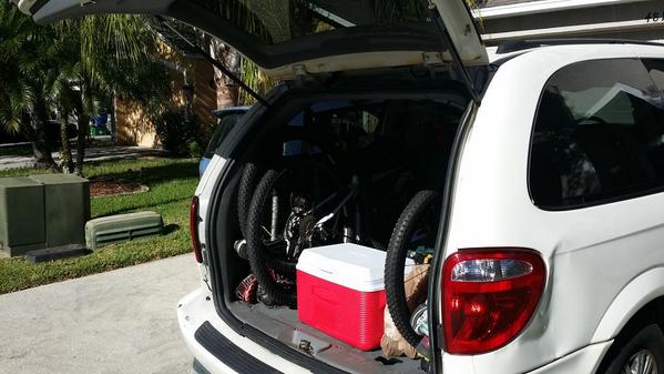 RunsInTheWoods's tweet photo. Wet Feet AR ready to roll to St. Augustine for tomorrow's @PangeaRacing Lighterknot 8hr race. http://t.co/uf8G9yBJlv http://t.co/tNrzc2NxLm