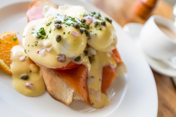 Smoked Salmon Eggs Benedict> Luscious! #Recipe v 12 Tomatoes bit.ly/1sRvTdl