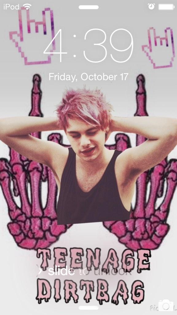 gucciscreens's tweet photo. RT for this Michael Clifford lock screen! ••Must be following so I can DM•• http://t.co/iEbKLipp4X