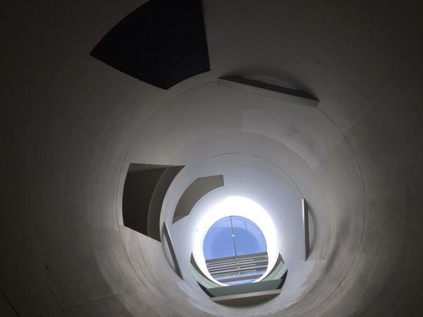 Jeremie2080's tweet photo. Talking today in the new GSA building. Very impressive. http://t.co/eBpb28MvS5