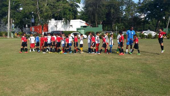 Gringofc10's tweet photo. Gracias a la @EscuelaBauger  por la invitación http://t.co/gkdpOPt0lL