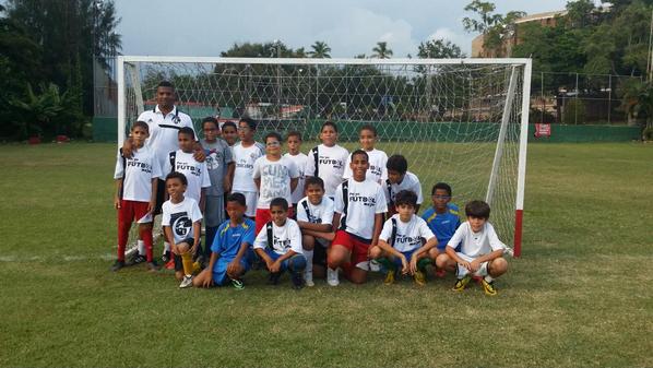 Gringofc10's tweet photo. Gracias a la @EscuelaBauger  por la invitación http://t.co/gkdpOPt0lL
