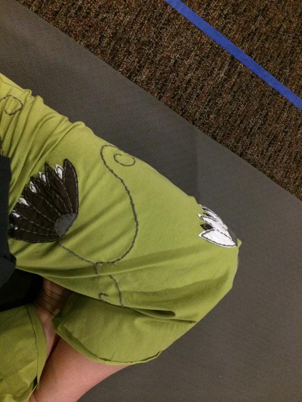 TheSpaBuzz's tweet image. Beautiful, beautiful, beautiful @synergyclothing Pants.  Perfect blend for active comfort!  @BuzzBusTour