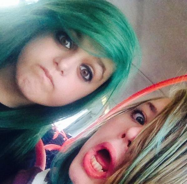megizamaze's tweet photo. I want the green hair back :( http://t.co/x6wvWO33rd