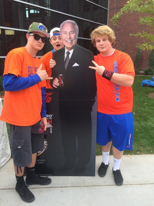 JordanLJ_23's tweet photo. #countdowntozeroboisestate #contest http://t.co/WrvV6MclsN
