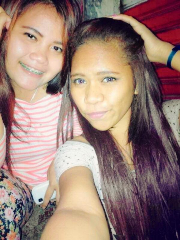 DeboraaDebby's tweet photo. Me with my best friend❤😊 http://t.co/JGfxfNQhKV
