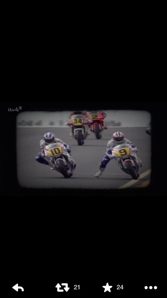 SamLowes22's tweet photo. Doohan repping the "leg out" style years ago 👍👍 http://t.co/I7OQsmt7cd