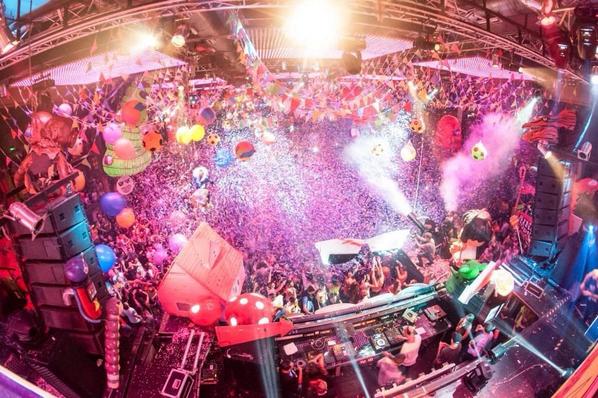 OscarAguileradj's tweet photo. Todavía en mi mente..... I ❤️ @fabrikdiscoteca &amp; MadriZ http://t.co/pyY0FamQn9