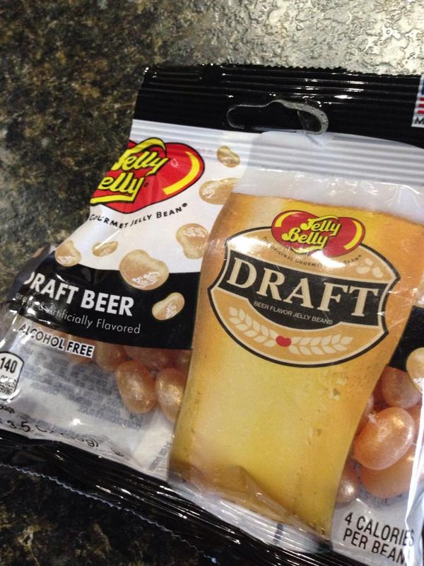 JanineGeniet's tweet image. It's #Friday so...Draft Beer Jelly Bellys #tryeverythingonce #alocoholfree #weird
