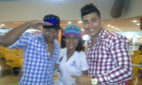 04-02-14❤ tweet media