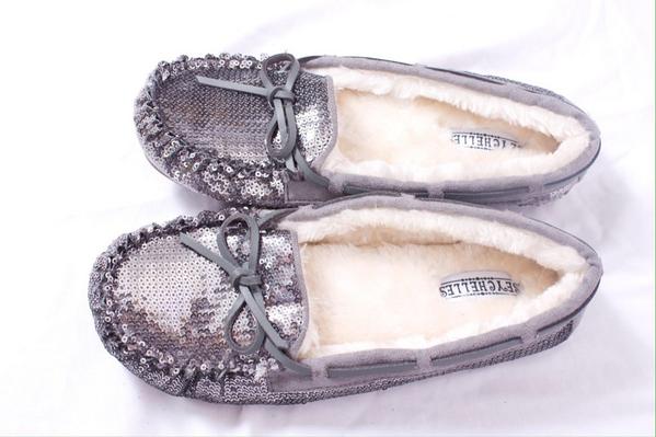 ShemaVenezuela's tweet photo. ¡Qué buen gusto! Ya fueron vendidos estos zapatos! #FashionToGo http://t.co/jhwdTLwmnS