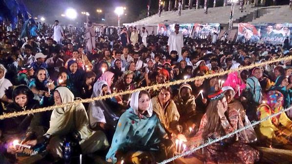 Owais_Muzaffar's tweet photo. @BBhuttoZardari @HaqJiyala @BakhtawarBZ @falamb3 @fawadchaudhry http://t.co/La2h3t7ND4 @BilawalHouseKhi @vajeesh #18OctPPPJalsa #BBZ