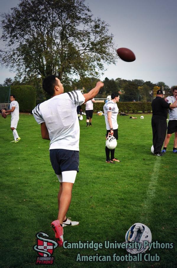 KKevinChang's tweet photo. Let's goooo Pythons @nfl_uk #PythonsNFLuk http://t.co/TSZImPtIU1