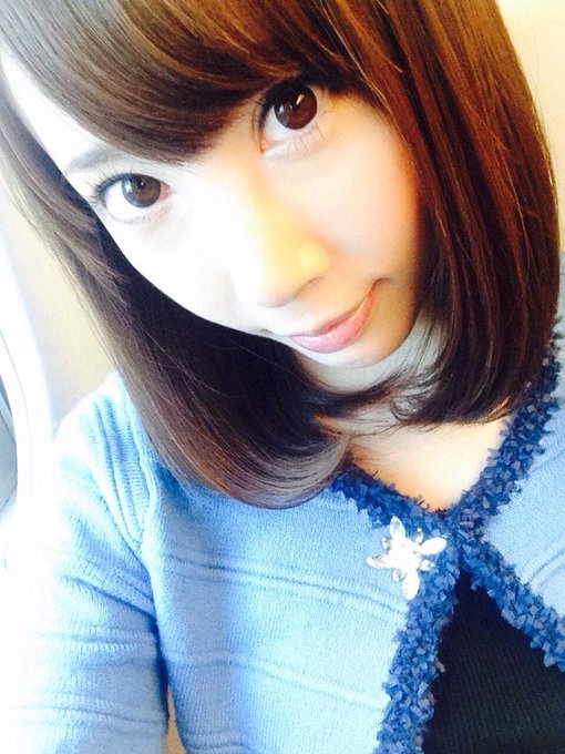 大阪へ出発(*&acute;罒`*)ﾆﾋﾋ♡ http://t.co/XMbOy7pDIp