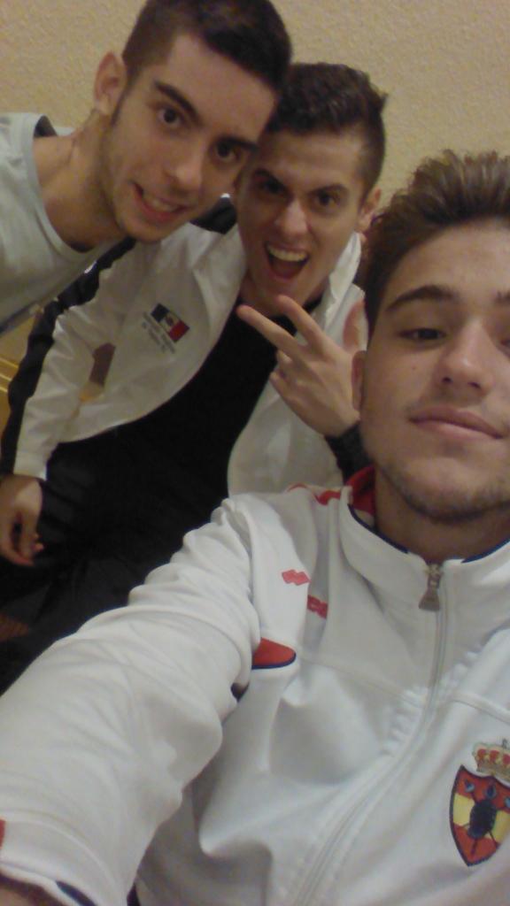 ramirez_acua's tweet photo. Te extraño hermano!! http://t.co/9GOjPfROsK