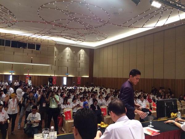 Pemuda46's tweet photo. Selamat Bersidang Kpd Semua Ahli Gerakan. @gerakangov @tankengliang @simon9976 @leehuiseng @PrabaVK3 @mpkotabelud http://t.co/X0AJKX5XRg