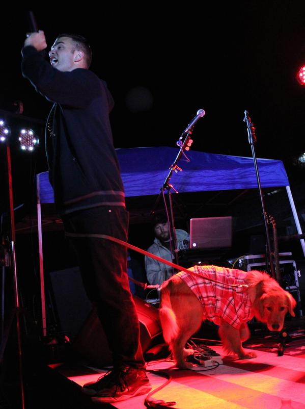 Beta_BeTheMatch's tweet photo. Coral the dog LOVES rap and @TrevTaylorMusic #FunFact http://t.co/Jc5xrondDz