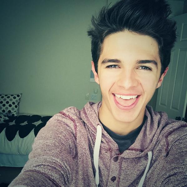 Brent Rivera on X: "RT for a follow/dm ❤️ http://t.co/CFZgoARSBR" / X