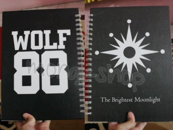 Yg mau punya buku dgn cover desain sendiri, yuk bikin di <a href="/MongKShop/">MongKShop</a>! Harga mulai 35k. Trusted, hasilnya jg bagus :D