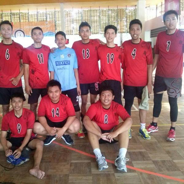 Alfian_Nuraya's tweet photo. @VollyUII good job team http://t.co/yZr5NT2FqG