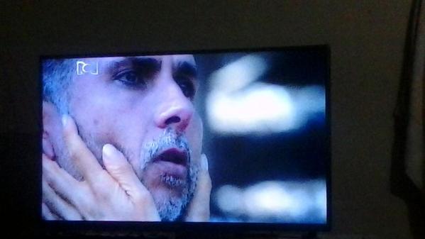 ErikaVelandia28's tweet photo. #finalcapo3 @Marlon_Moreno_S y @OscarBorda me han hecho llorar. Los voy a extrañar.. Mi corazòn queda a media asta.. http://t.co/EEdqTgRcjI