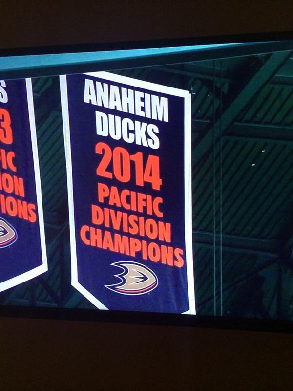 akens33's tweet photo. @BaileyLAKings @DennisTFP What the crap is this?!?! A joke? Its pretty sad actually #gkg #LAkings #duckssuck http://t.co/pQwn2wwZt5