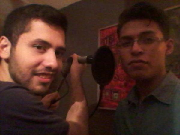 luisyelpop's tweet photo. Aquí con @danteday en el #RedrumStudio a punto de grabar unas cositaaaas http://t.co/IeFHw6ChNE
