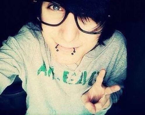 SkyFlyFilms's tweet image. Well everyone is ignoring me :/ talk to me?