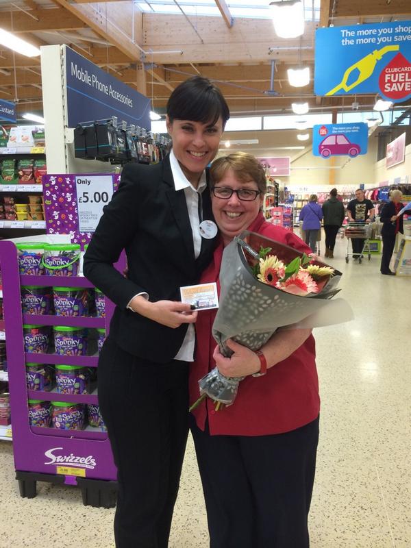 jd2978's tweet photo. Massive thank you to Marie for all your hard work and support #outstanding@ESaulino  @r8chjones@JennyJennydee1 http://t.co/8QCPpRc3H5