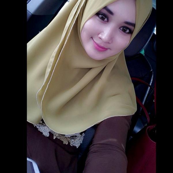 CewekModel's tweet image. Follow ~&amp;gt; '@JilbabX @HijaberSeksi @JilbabJelita @JilbabManis