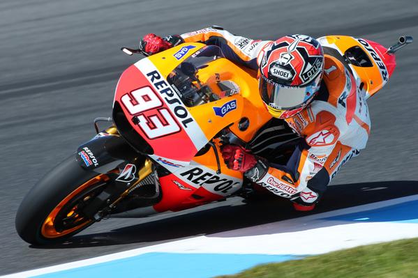 MediasetMotor's tweet photo. #MotoGP Los hermanos Márquez dominan en Australia http://t.co/wNenT8gYdG #megustanlasmotos http://t.co/cLll9WRfWd