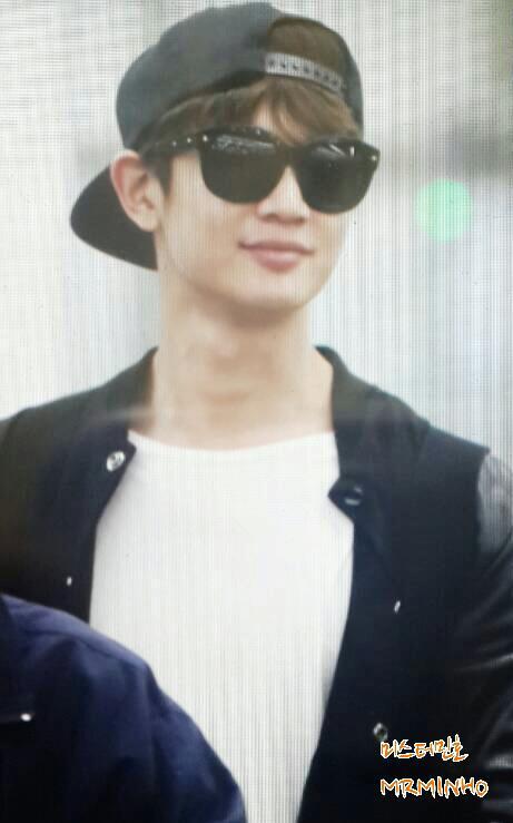 141018 Minho @ Rumbo a Shanghai {Chubu-Pudong} B0NQLD8IIAIUhMP