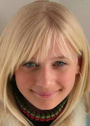 Happy birthday
Carly Schroeder zum 24.
 
USA, 1990 
