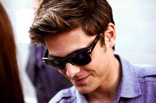Happy Birthday Zac Efron<3 . 