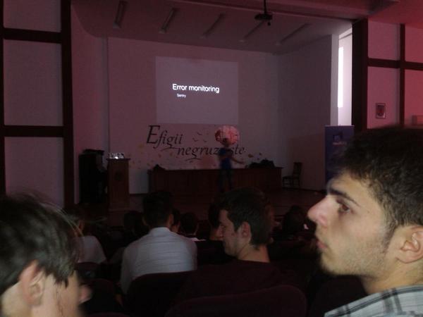 alucardatem's tweet image. #ropython
Mulge emotii la prezentari.. foarte putine intrebari