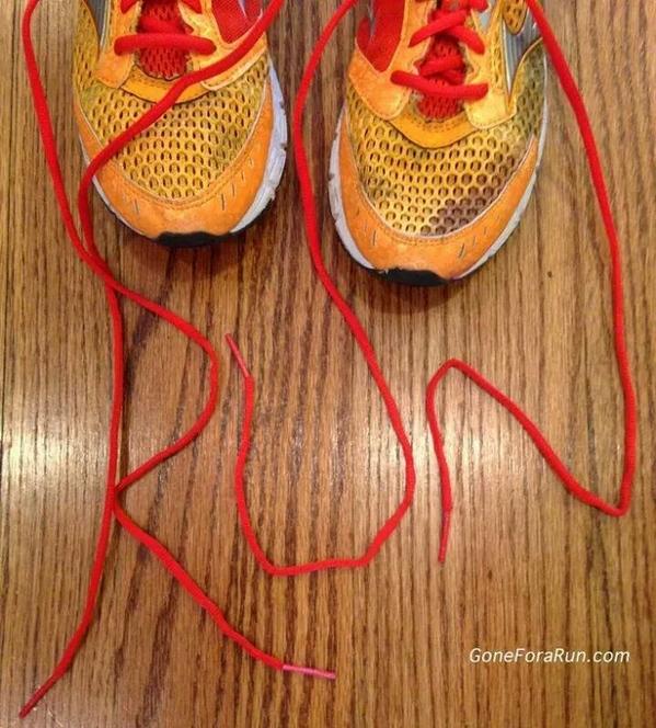 eclissedisole's tweet photo. Le mie nuove amiche. ..#asicsgt1000 #sperem ... io cmq resto #brooksaddict @brooksrunning love you ♥ http://t.co/vwexPhlpRx