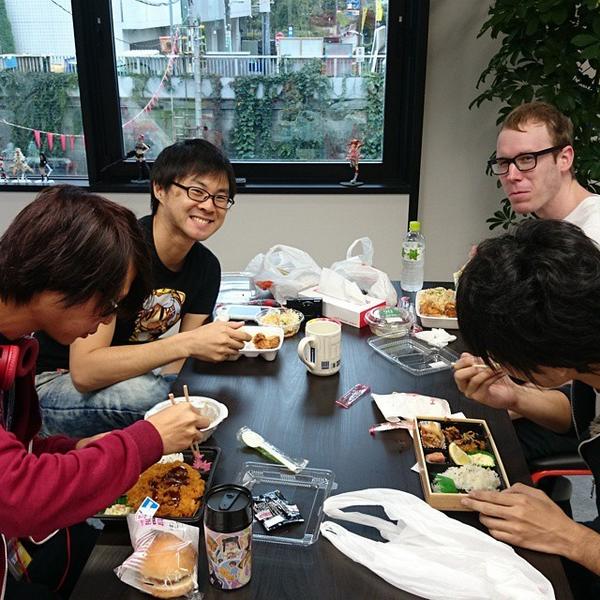 Bento time at the office. #tokyo #japan 

もぐもぐ。